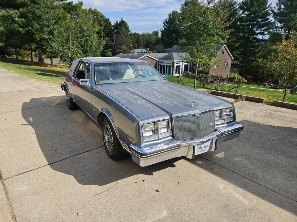 1980 Buick Riviera 4th-7th Gen - Image 6 of 31
