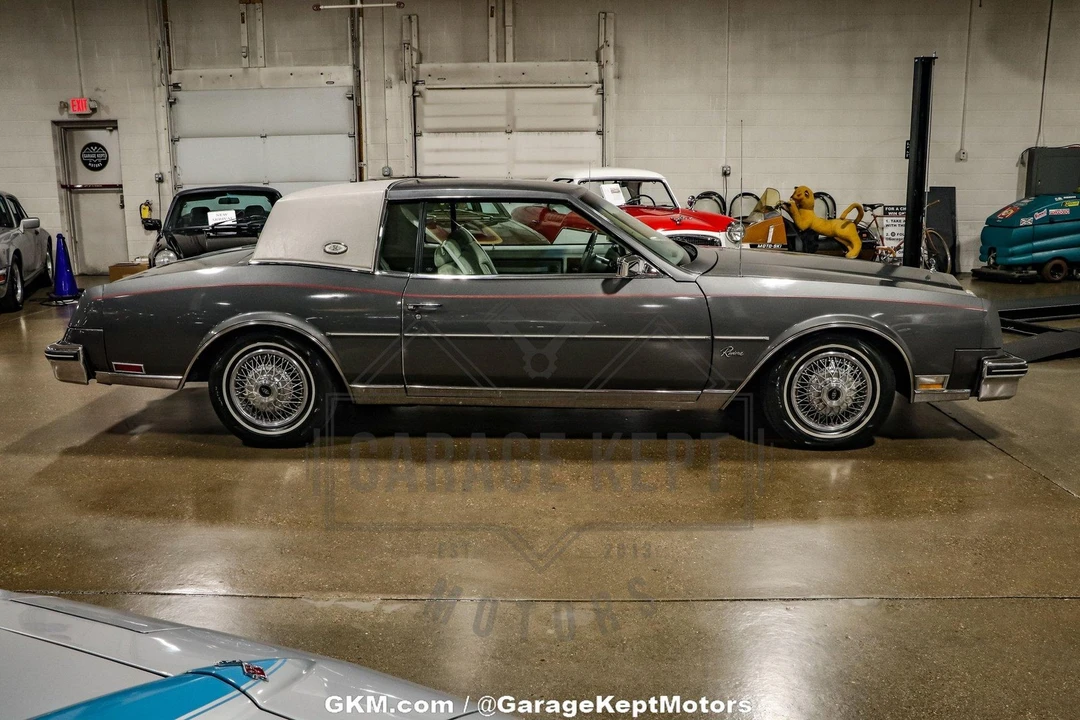1980 Buick Riviera 4th-7th Gen - Image 16 of 21