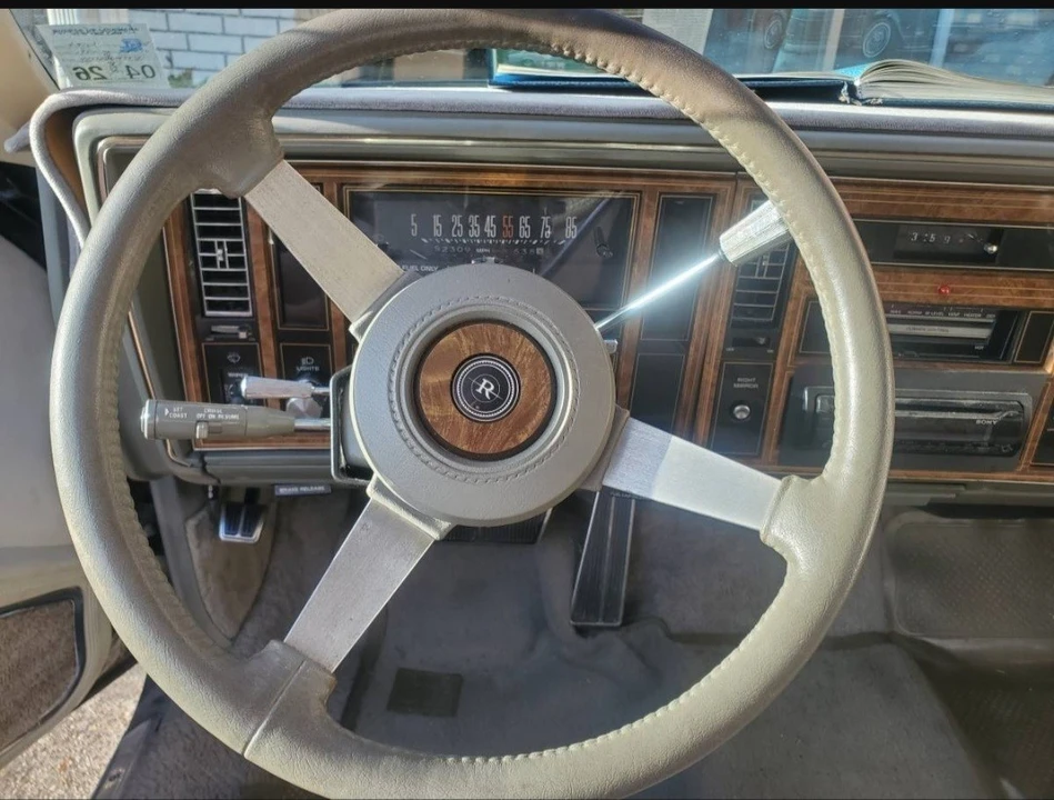 1980 Buick Riviera 4th-7th Gen - Image 8 of 10