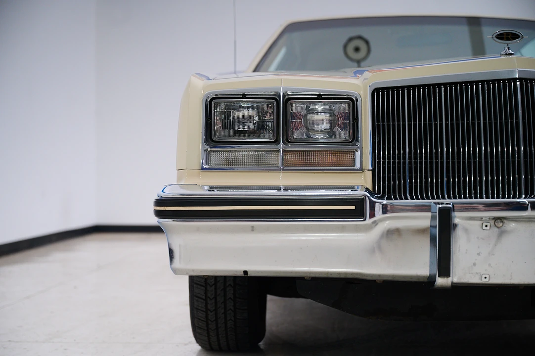 1980 Buick Riviera 4th-7th Gen - Image 23 of 31