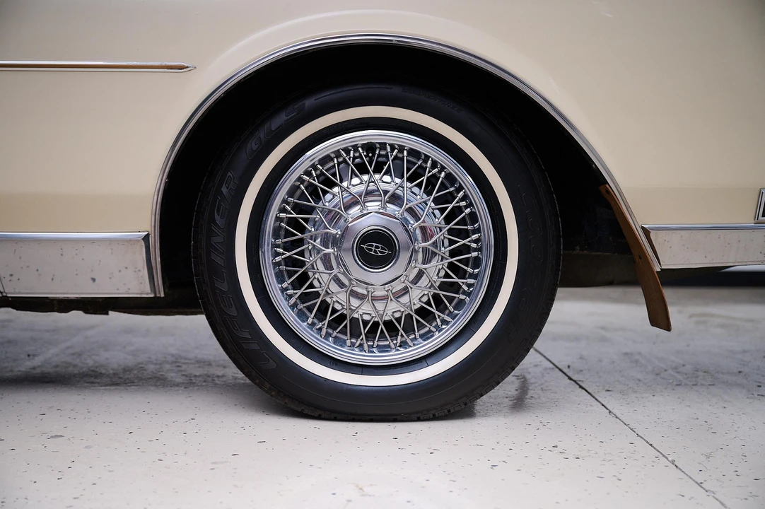 1980 Buick Riviera 4th-7th Gen - Image 29 of 31
