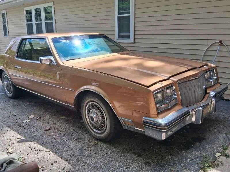 1980 Buick Riviera 4th-7th Gen - Image 2 of 18