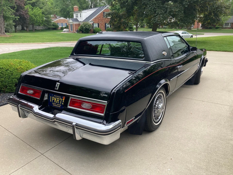 1980 Buick Riviera 4th-7th Gen - Image 17 of 31