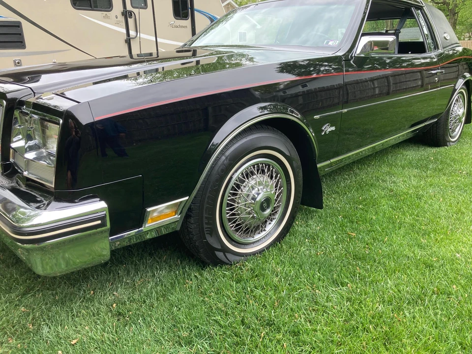 1980 Buick Riviera 4th-7th Gen - Image 24 of 31