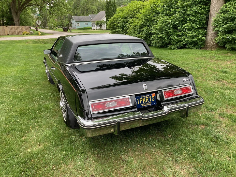 1980 Buick Riviera 4th-7th Gen - Image 7 of 31