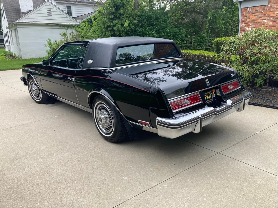 1980 Buick Riviera 4th-7th Gen - Image 14 of 31