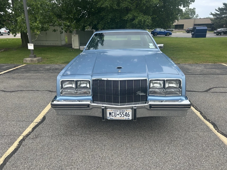 1980 Buick Riviera 4th-7th Gen - Image 2 of 31