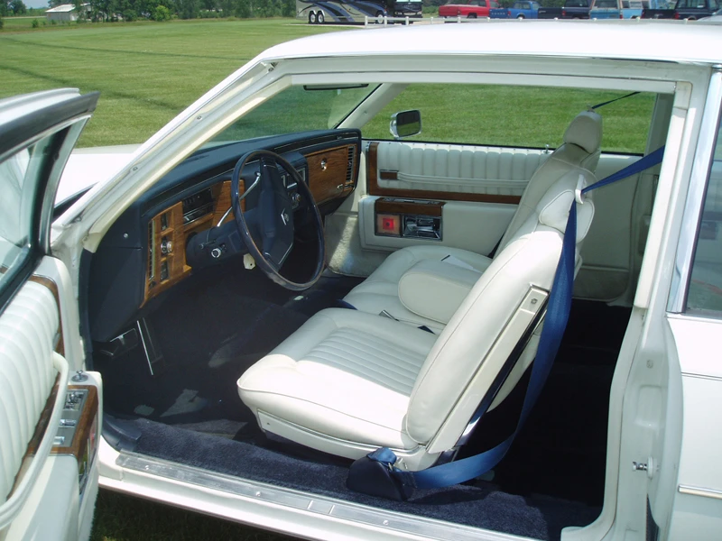 1980 Cadillac DeVille 5th Gen - Image 3 of 3