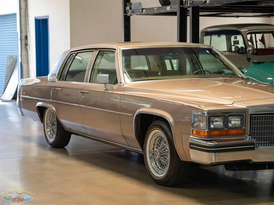 1980 Cadillac DeVille 5th Gen - Image 11 of 31