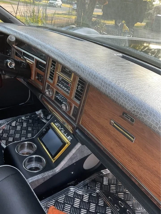 1980 Cadillac Seville - Image 15 of 16