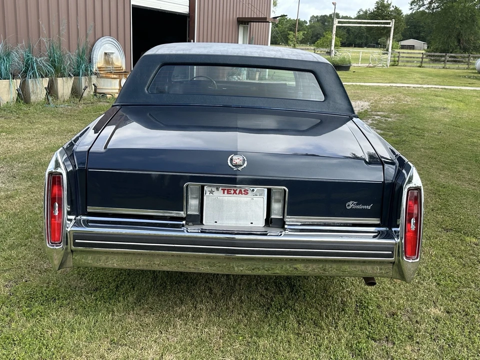 1980 Cadillac Fleetwood - Image 11 of 31
