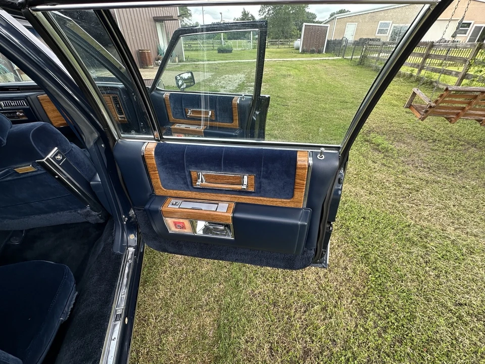 1980 Cadillac Fleetwood - Image 30 of 31