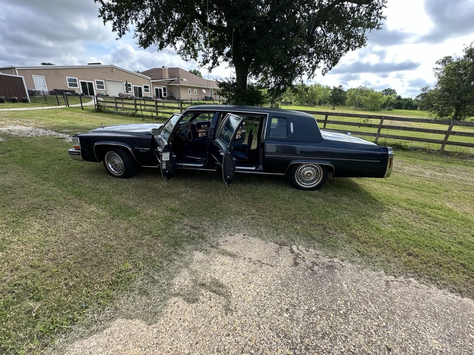 1980 Cadillac Fleetwood - Image 4 of 31
