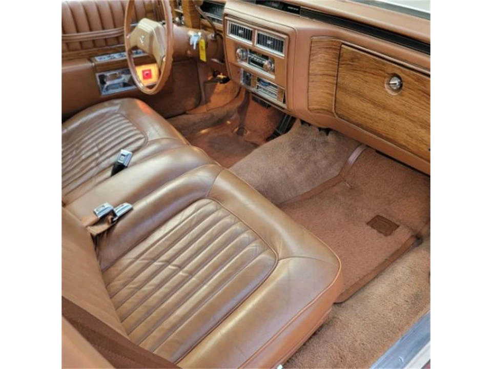 1980 Cadillac DeVille 5th Gen - Image 17 of 25