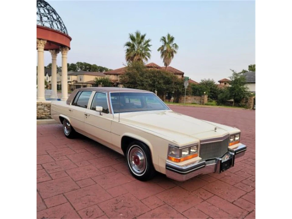 1980 Cadillac DeVille 5th Gen - Image 16 of 25