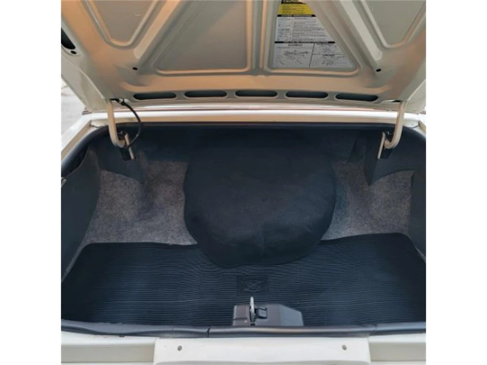 1980 Cadillac DeVille 5th Gen - Image 2 of 25