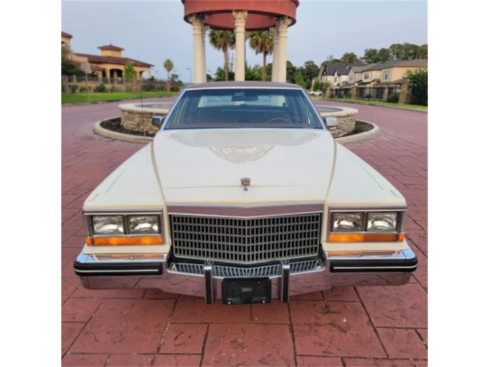1980 Cadillac DeVille 5th Gen - Image 20 of 25