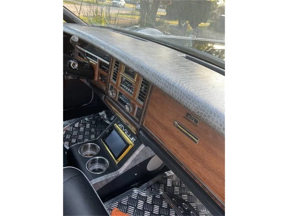 1980 Cadillac Seville - Image 16 of 25