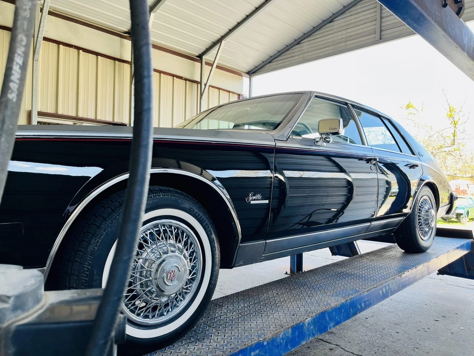 1980 Cadillac Seville - Image 21 of 31