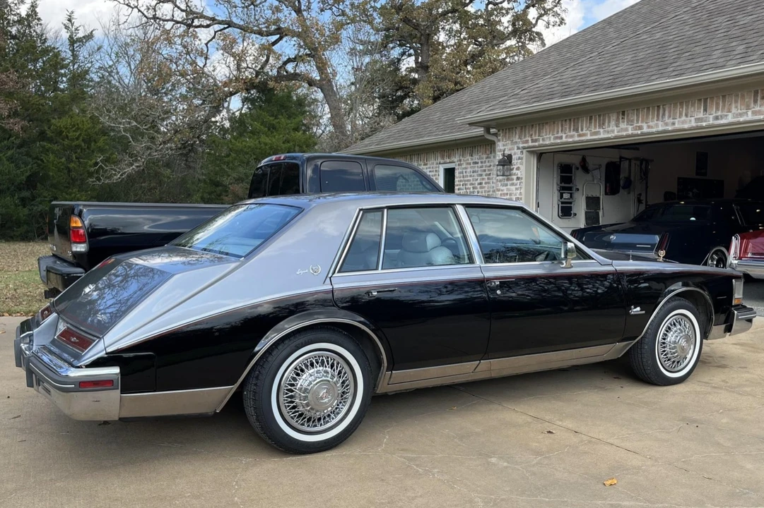 1980 Cadillac Seville - Image 8 of 31