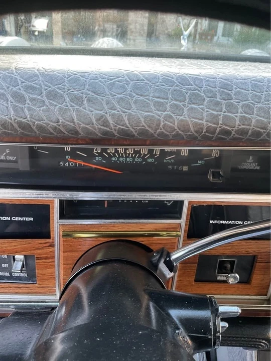 1980 Cadillac Seville - Image 10 of 16