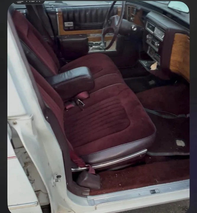 1980 Cadillac DeVille 5th Gen - Image 5 of 8