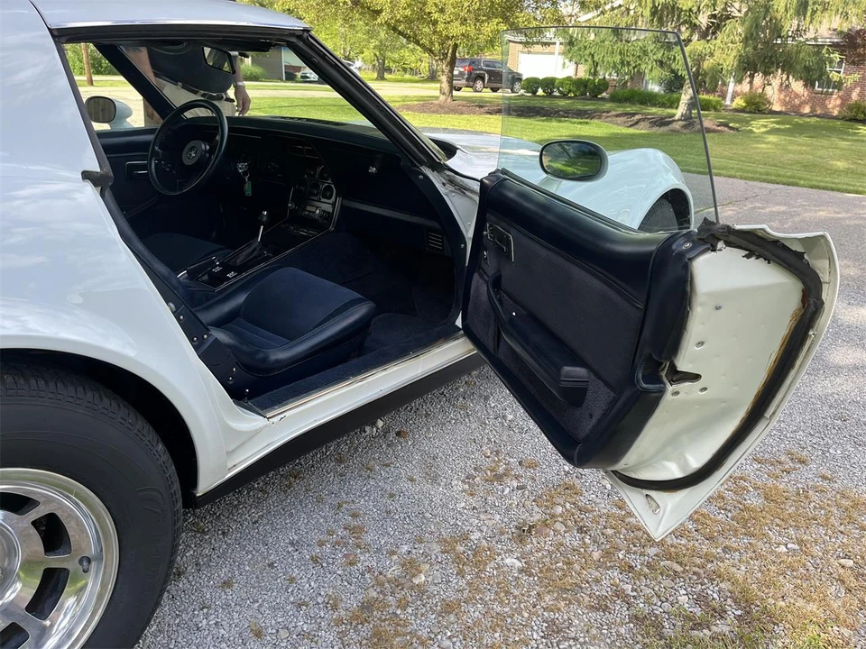1980 Chevrolet Corvette C3 - Image 18 of 31