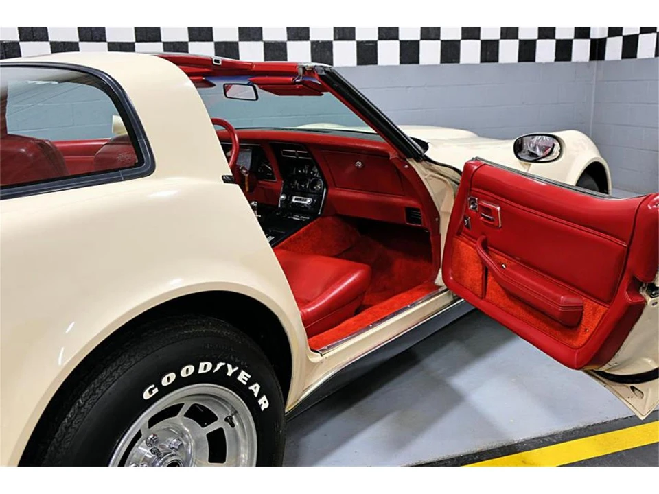 1980 Chevrolet Corvette C3 - Image 12 of 31