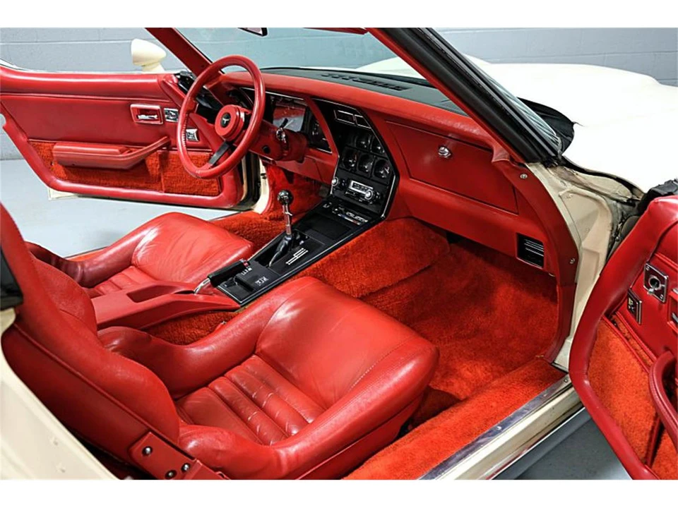 1980 Chevrolet Corvette C3 - Image 15 of 31