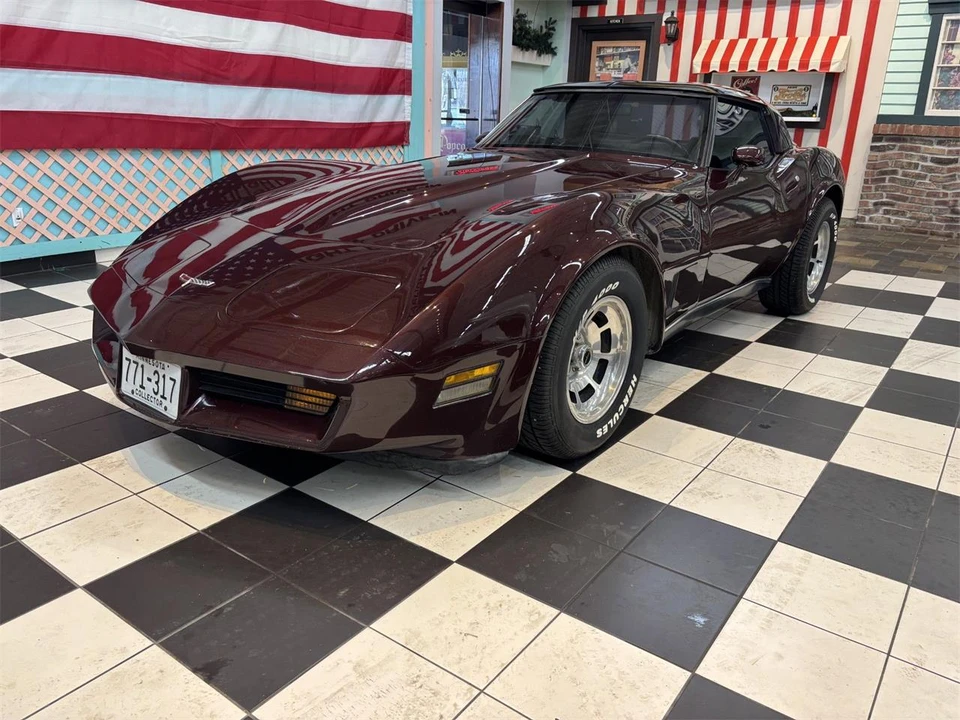 1980 Chevrolet Corvette C3 - Image 2 of 31