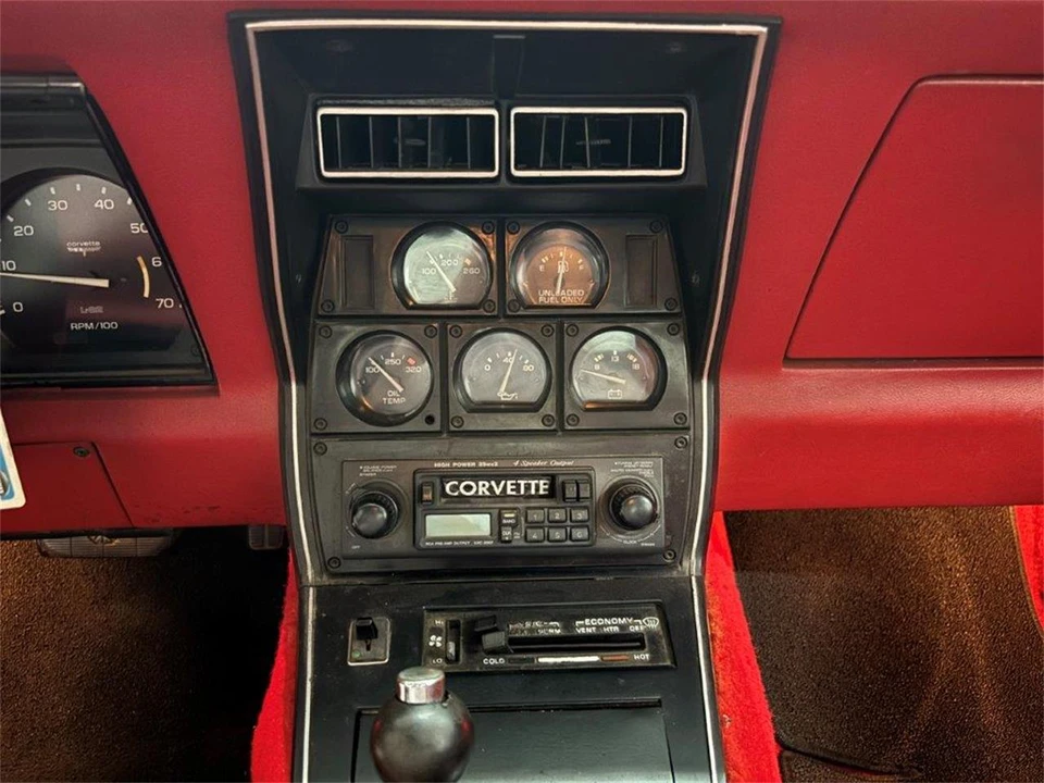 1980 Chevrolet Corvette C3 - Image 28 of 31