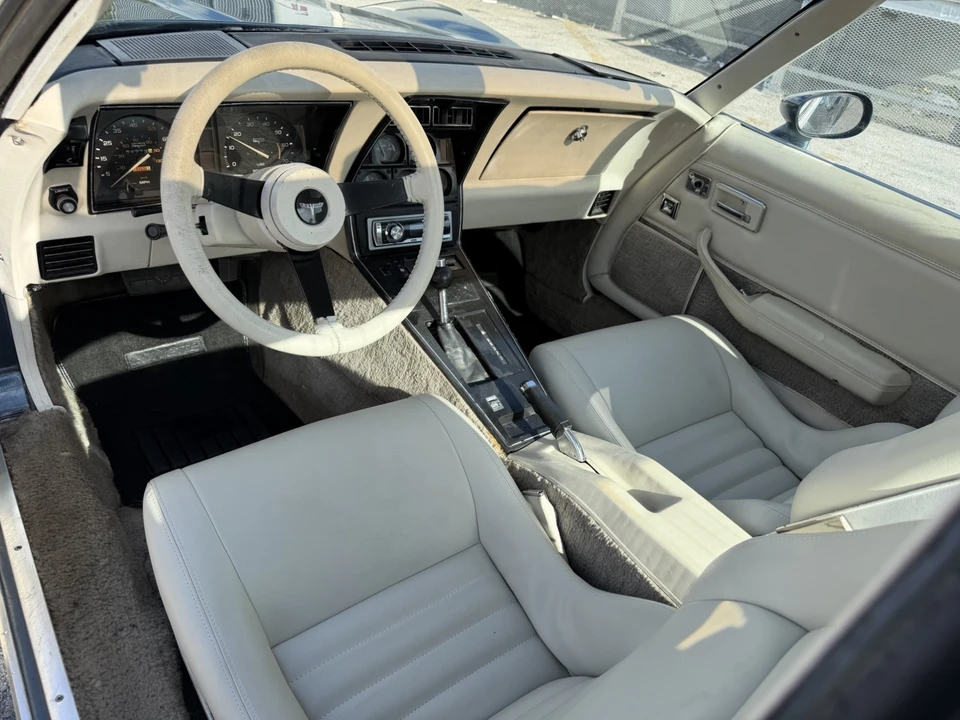 1980 Chevrolet Corvette C3 - Image 15 of 31