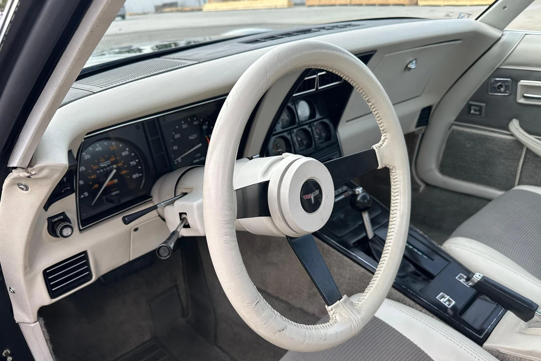 1980 Chevrolet Corvette C3 - Image 25 of 31