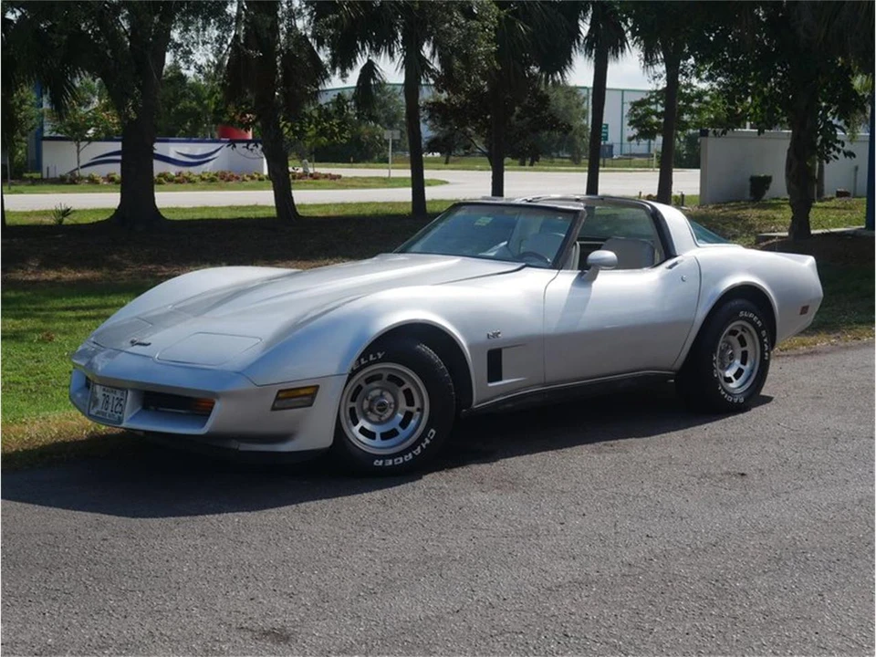 1980 Chevrolet Corvette C3 - Image 16 of 31