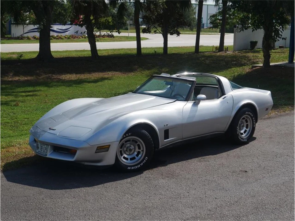 1980 Chevrolet Corvette C3 - Image 17 of 31