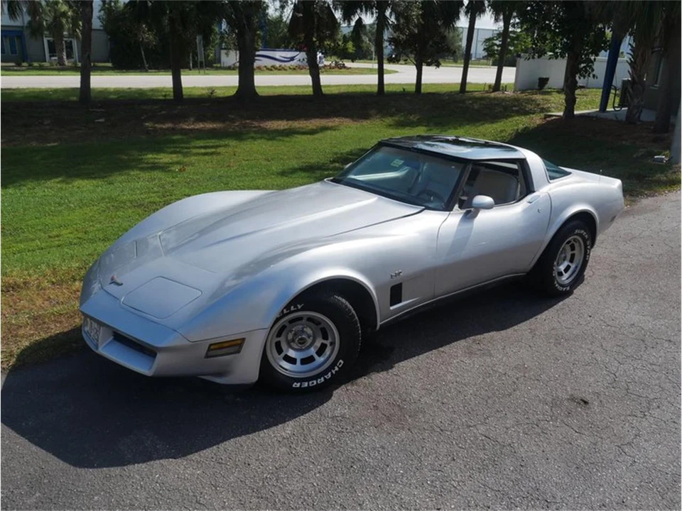 1980 Chevrolet Corvette C3 - Image 15 of 31