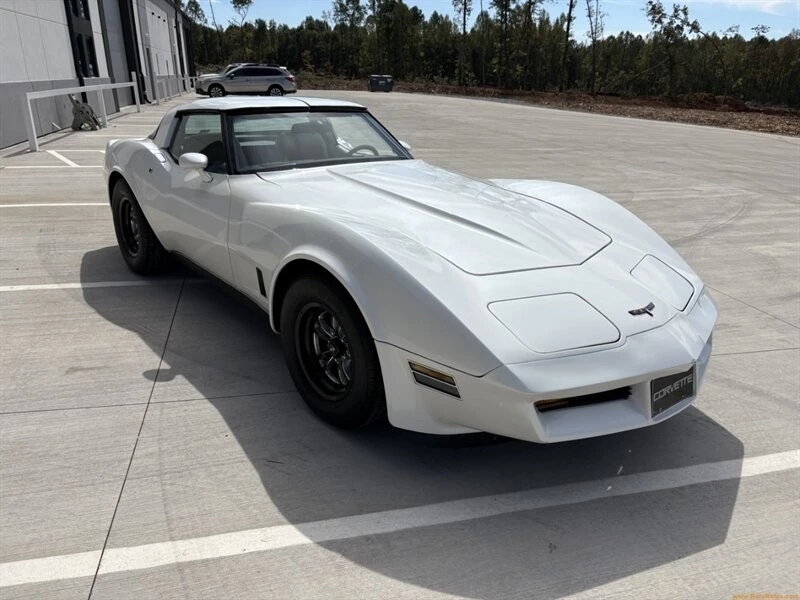 1980 Chevrolet Corvette C3 - Image 2 of 12