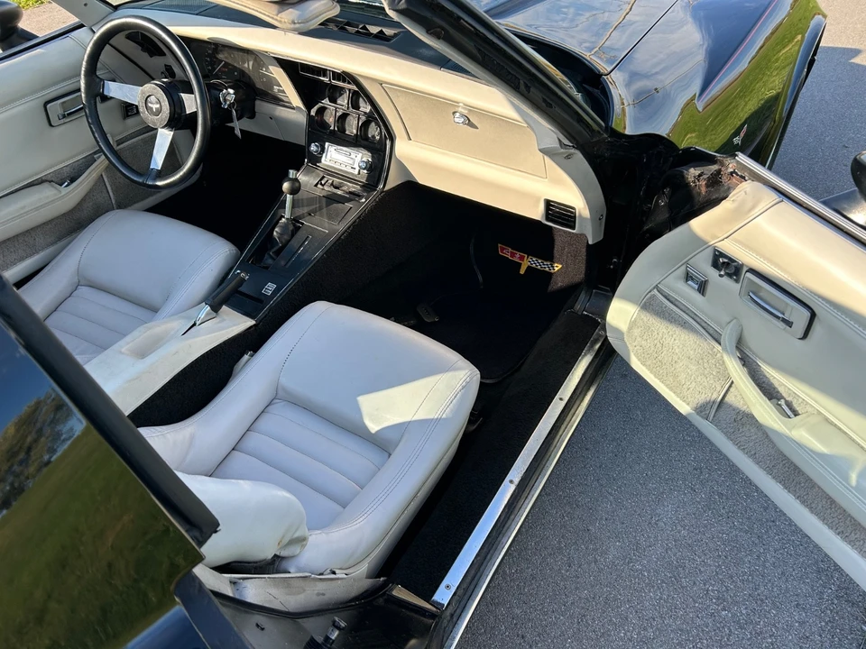 1980 Chevrolet Corvette C3 - Image 16 of 21