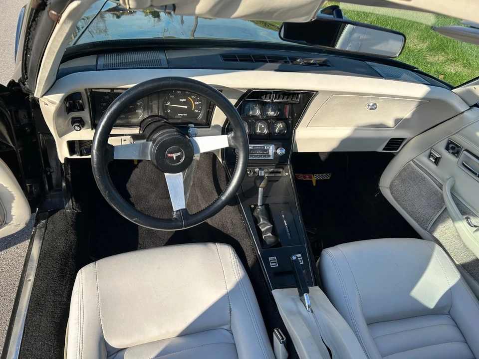 1980 Chevrolet Corvette C3 - Image 17 of 21
