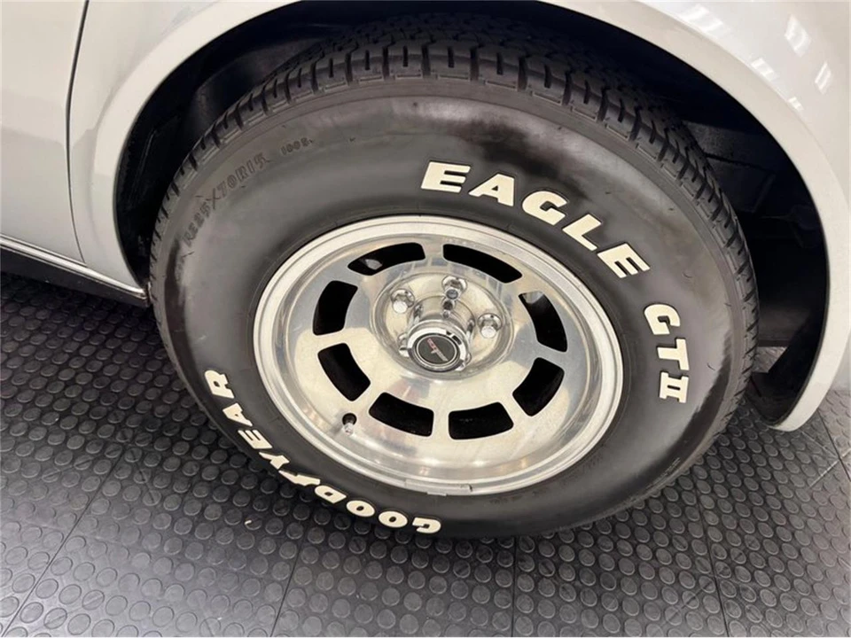 1980 Chevrolet Corvette C3 - Image 23 of 31