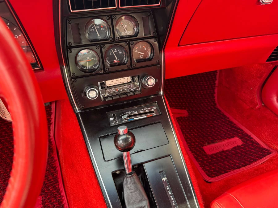 1980 Chevrolet Corvette C3 - Image 10 of 15