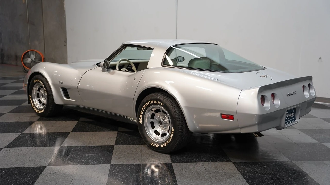 1980 Chevrolet Corvette C3 - Image 8 of 12
