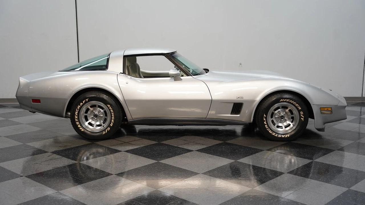 1980 Chevrolet Corvette C3 - Image 12 of 12