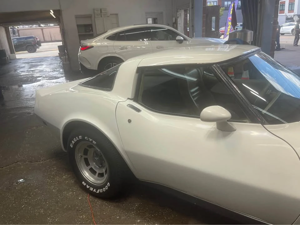 1980 Chevrolet Corvette C3 - Image 7 of 11