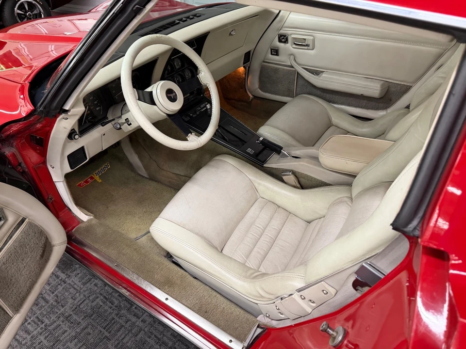 1980 Chevrolet Corvette C3 - Image 17 of 31