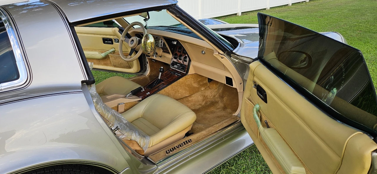 1980 Chevrolet Corvette C3 - Image 11 of 31