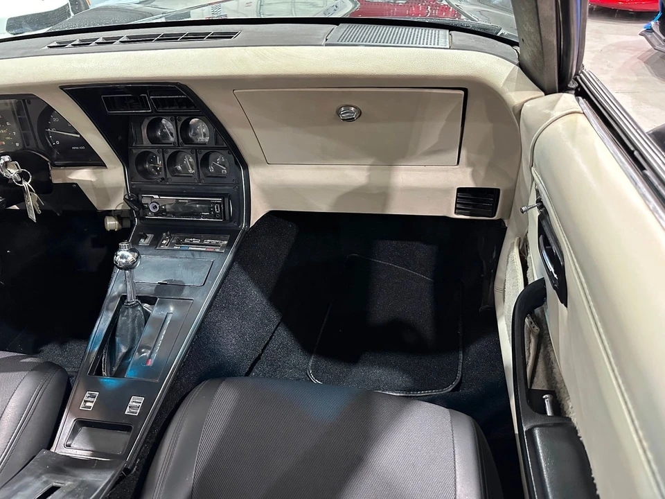 1980 Chevrolet Corvette C3 - Image 13 of 21