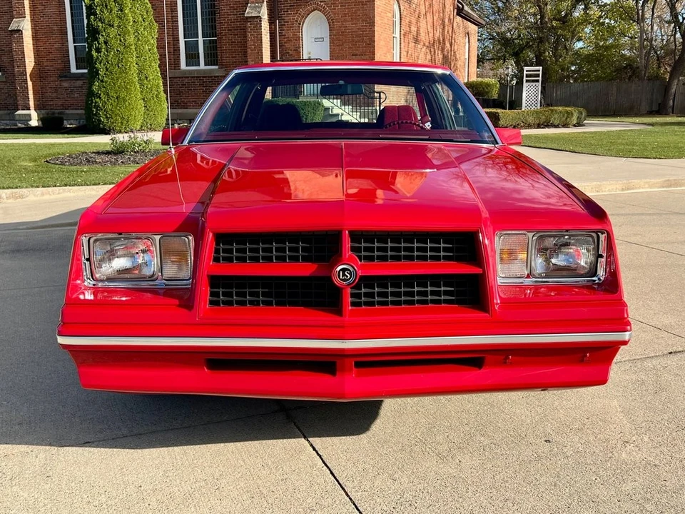 1980 Chrysler Cordoba - Image 2 of 12