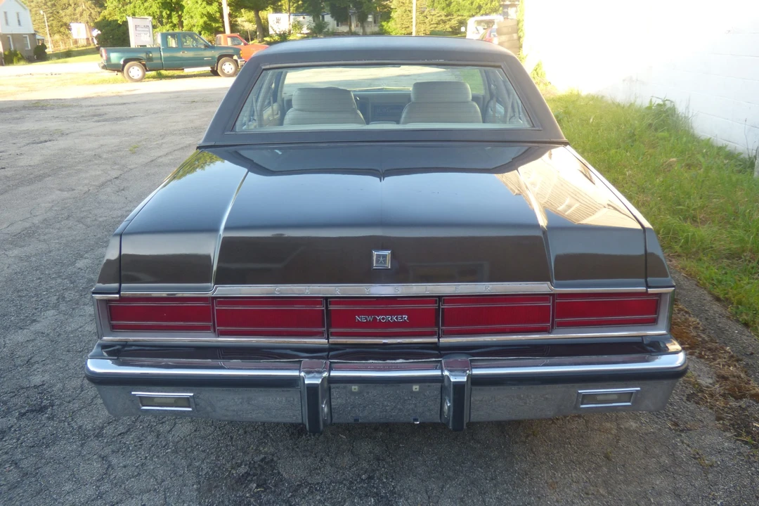 1980 Chrysler New Yorker - Image 13 of 31