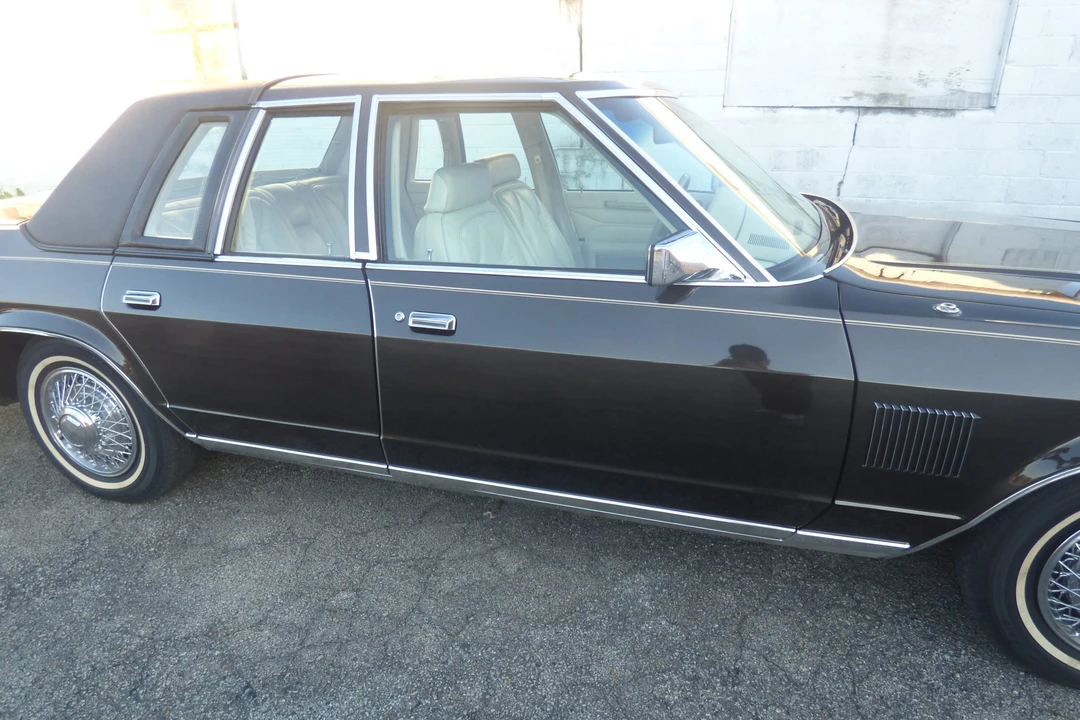 1980 Chrysler New Yorker - Image 24 of 31